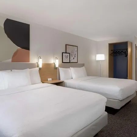 Spark By Hilton Santa Nella Exterior photo