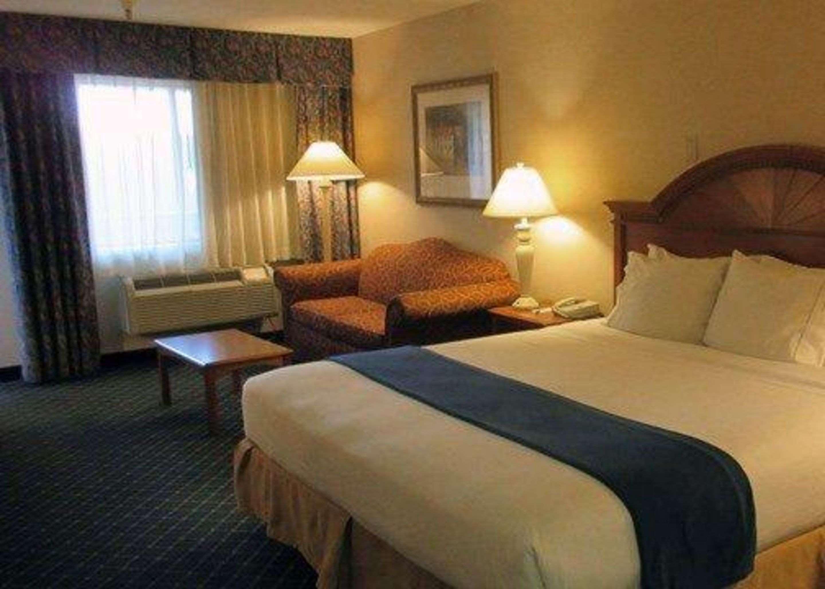 Spark By Hilton Hotel Santa Nella