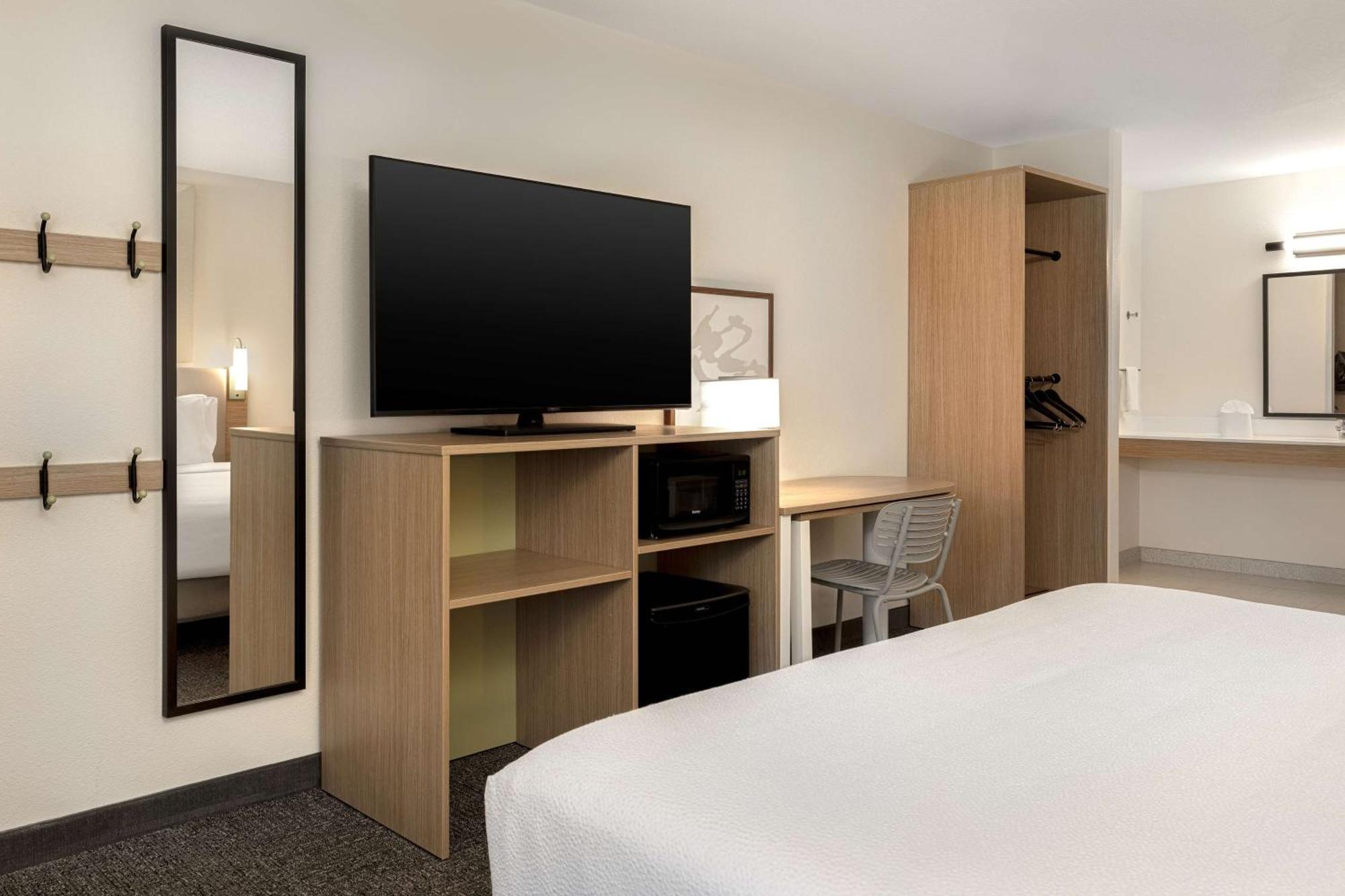 Spark By Hilton Hotel Santa Nella